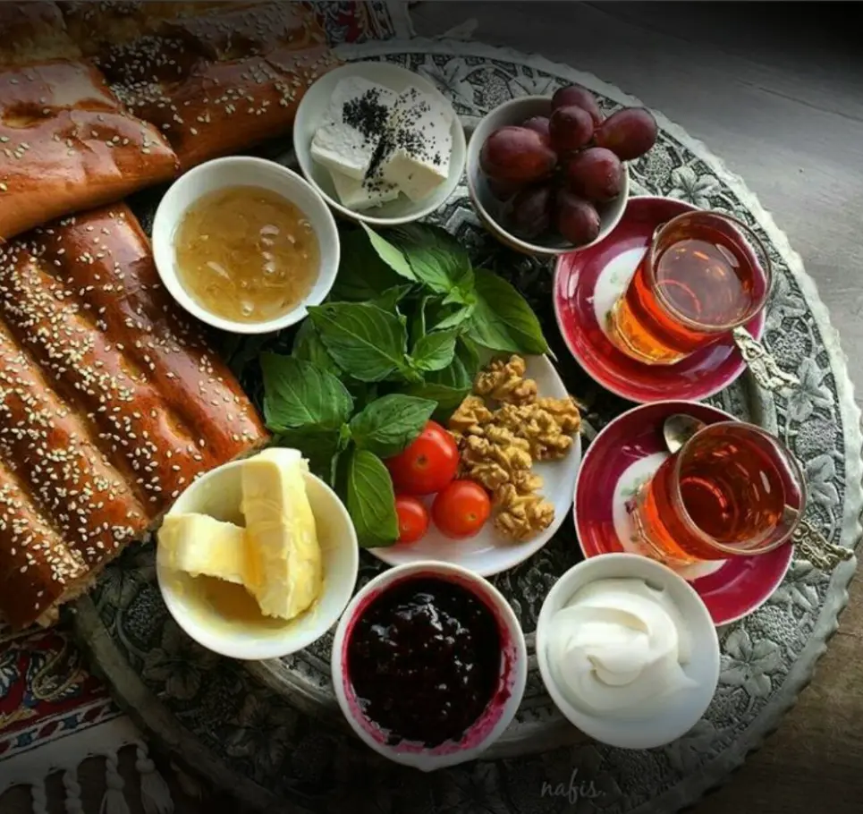 غذا در هتل پانیذ کیش